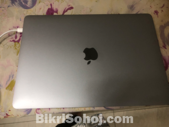 MacBook Pro M1 512gb, 16 gb ram